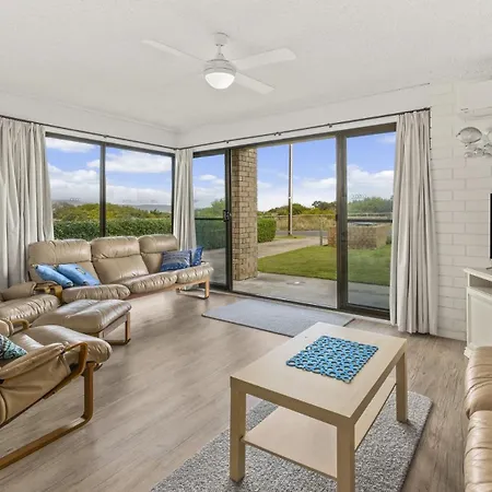 Sun & Surf Aldinga Beach Apartment Exterior photo