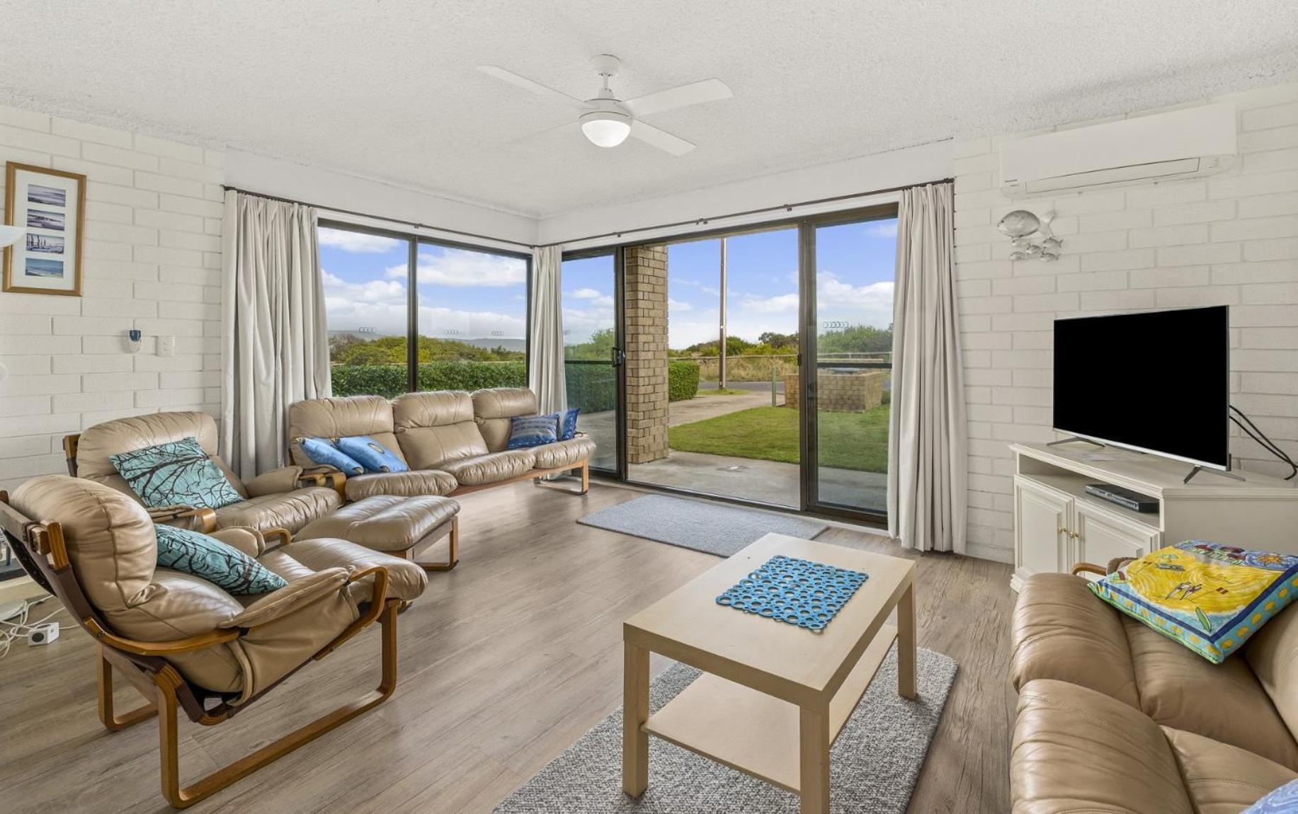 Sun & Surf Aldinga Beach Apartment * Aldinga Beach